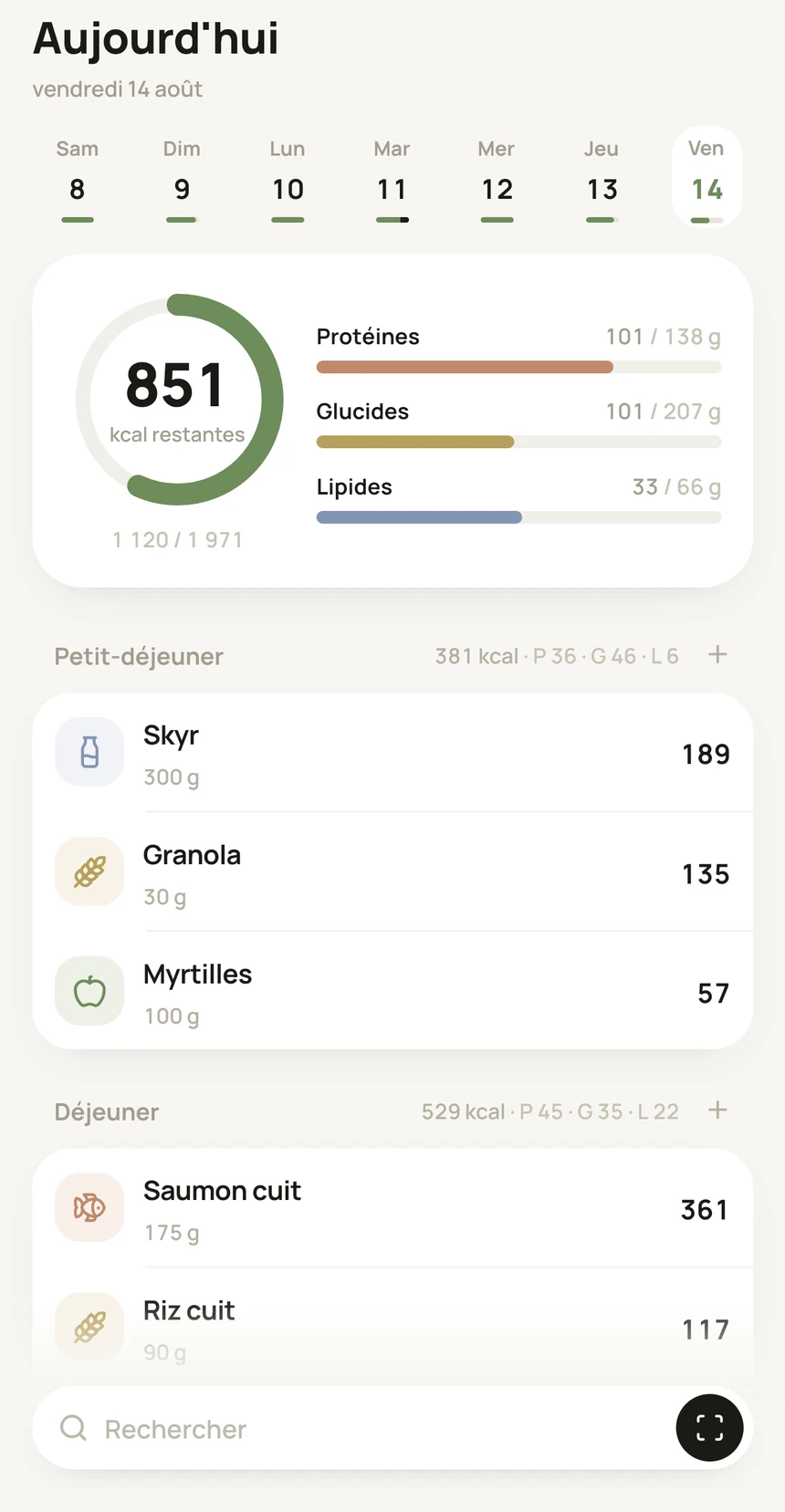 L'écran Aujourd'hui de Teller : les calories restantes, les barres de protéines, glucides et lipides, et les repas déjà notés.