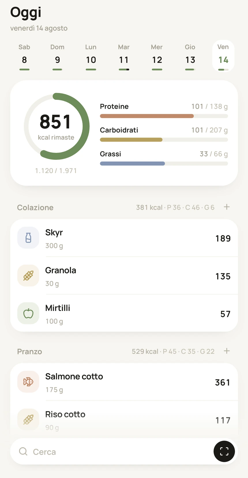 La schermata Oggi di Teller: le calorie rimaste, le barre di proteine, carboidrati e grassi, e i pasti già registrati.