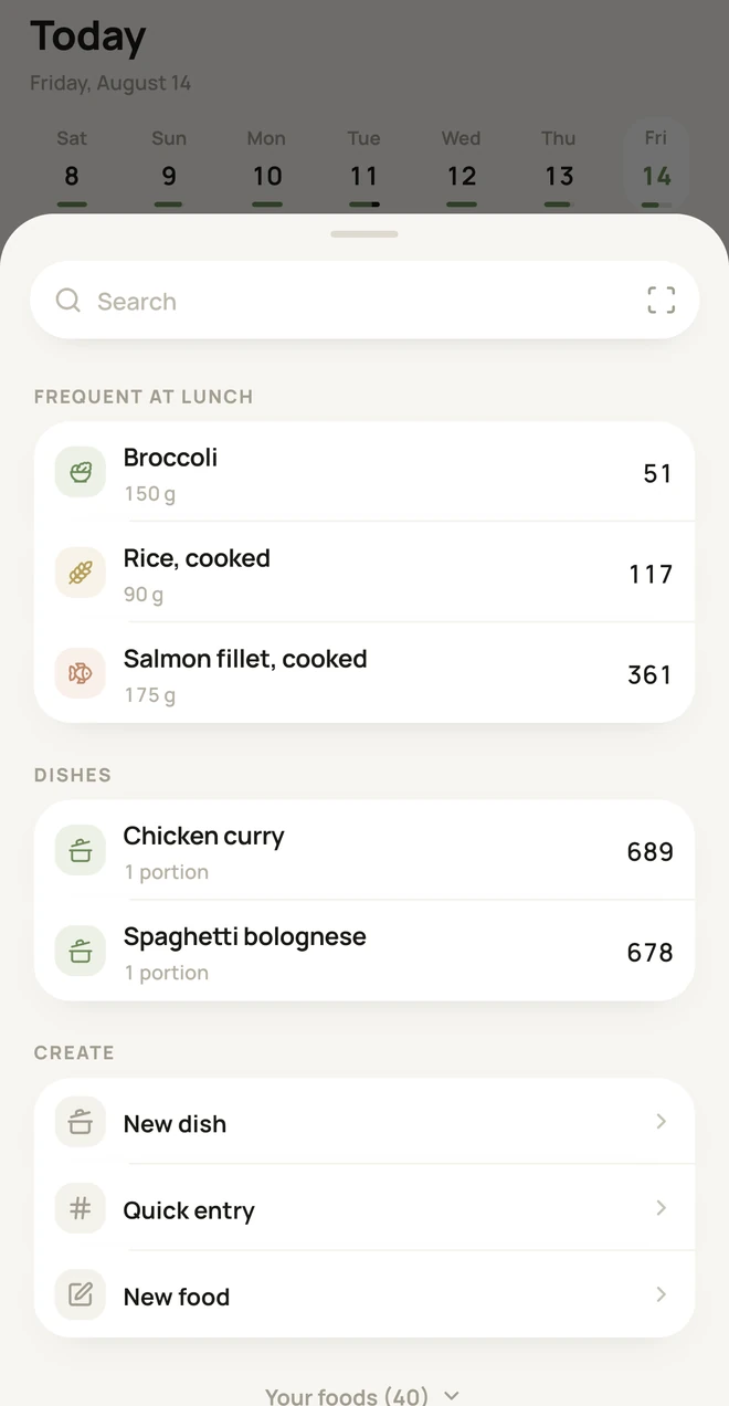 The add sheet listing the foods eaten most often at lunch, and saved dishes.